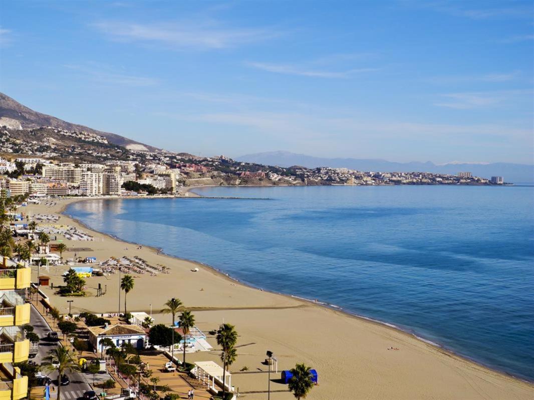 Fully Renovated Apartment In The Heart Of Fuengirola, 2 Min Walk To The Beach Exterior foto