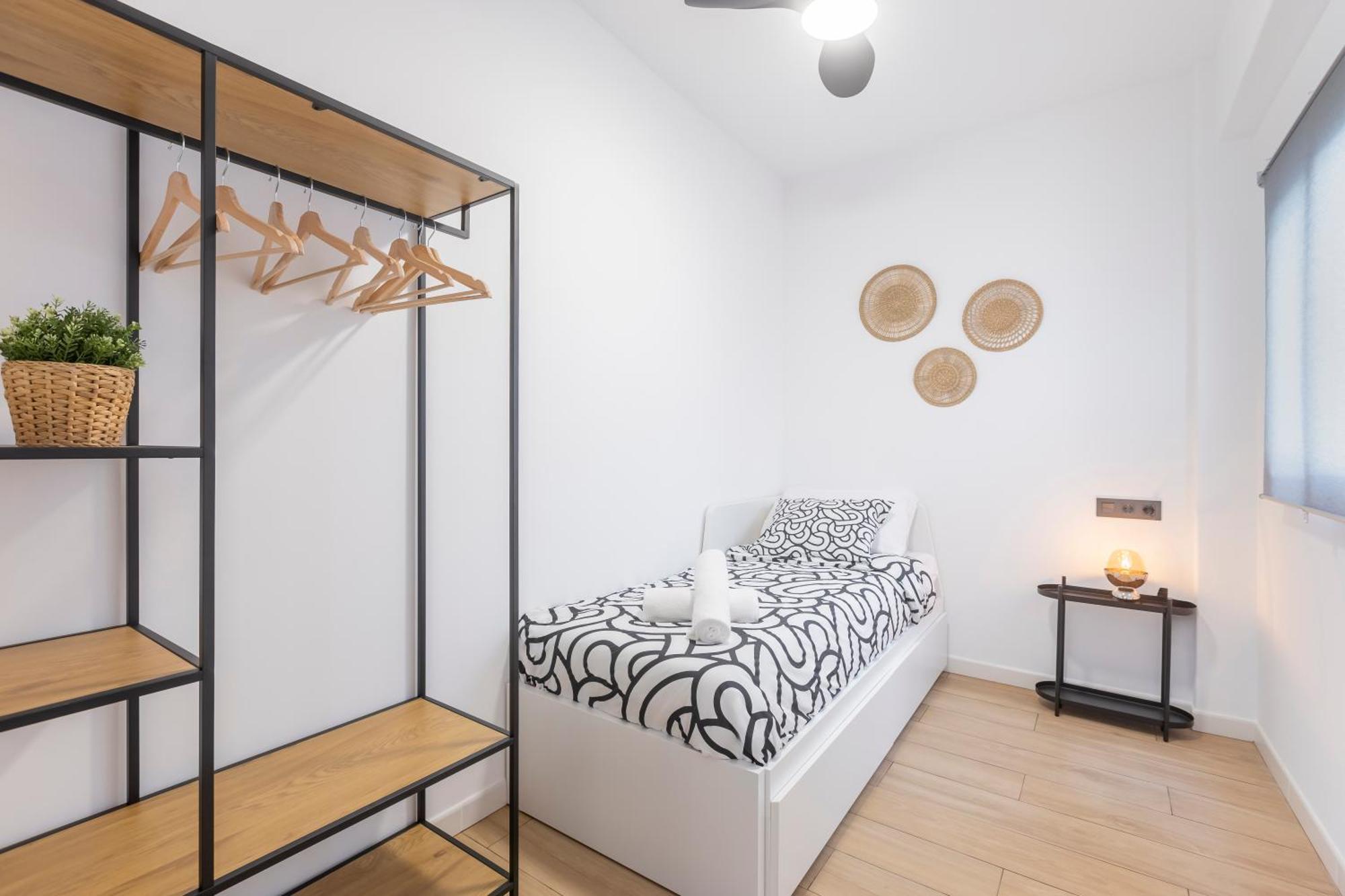 Fully Renovated Apartment In The Heart Of Fuengirola, 2 Min Walk To The Beach Exterior foto